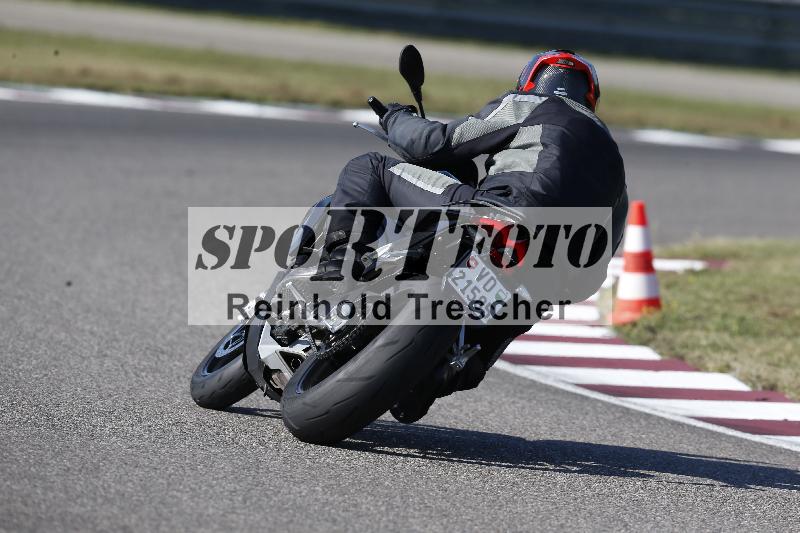 Archiv-2025/49 26.08.2025 Cornu Master School ADR/blau-bleu/14